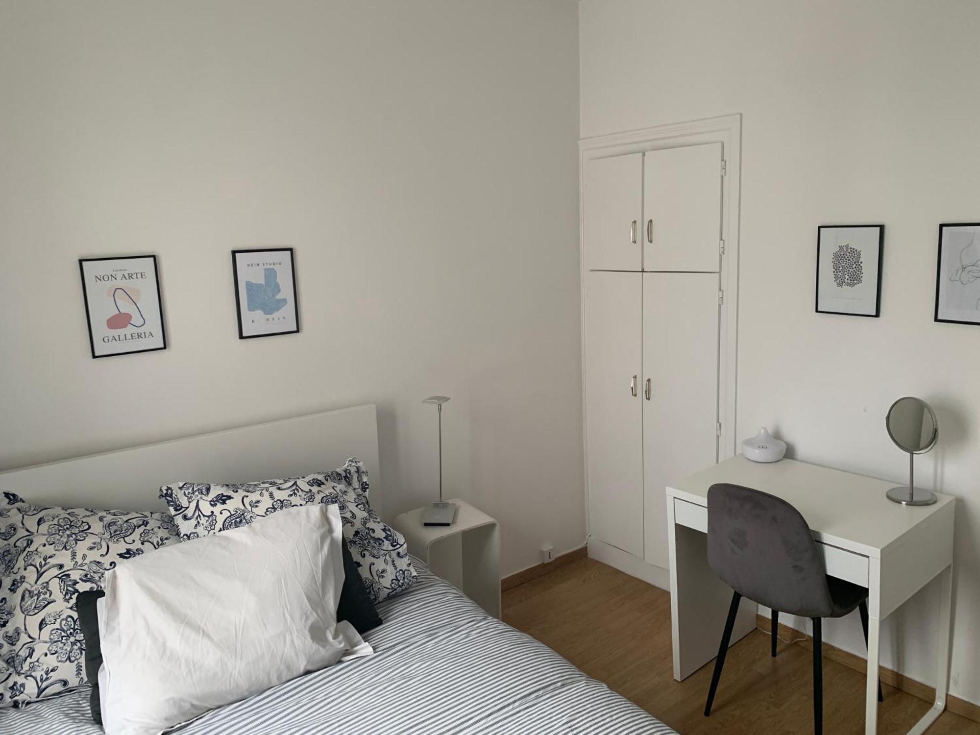 Appartement Moderne Metro 9 Aux Portes De Paris บูโลญบียองกูร์ ภายนอก รูปภาพ
